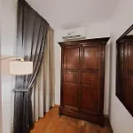 Palazzo Cusani Charming 4*