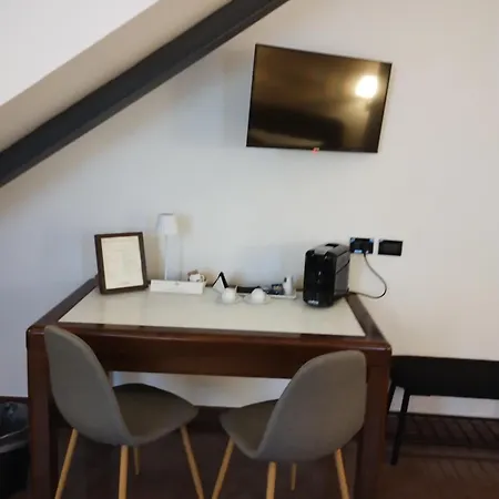 Palazzo Cusani Charming 4* Vercelli