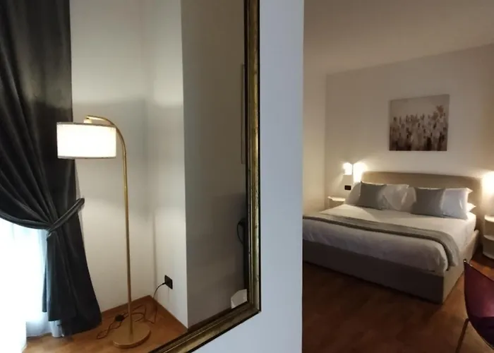 Pensión Palazzo Cusani Charming 4*