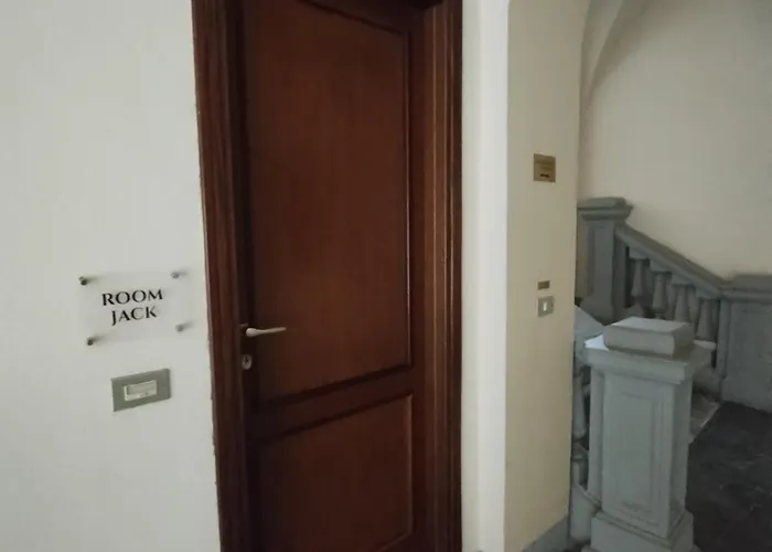 招待所 Palazzo Cusani Charming 4*