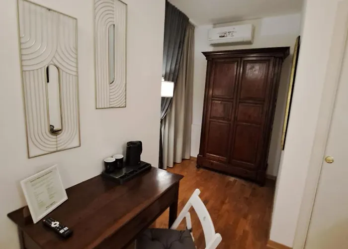 Pensión Palazzo Cusani Charming Vercelli